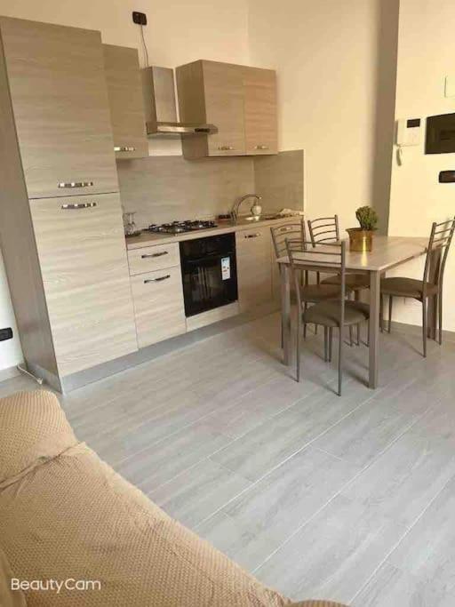 Leilighet Isola District,famous Area, Space Flat, Lightful,6 Pax