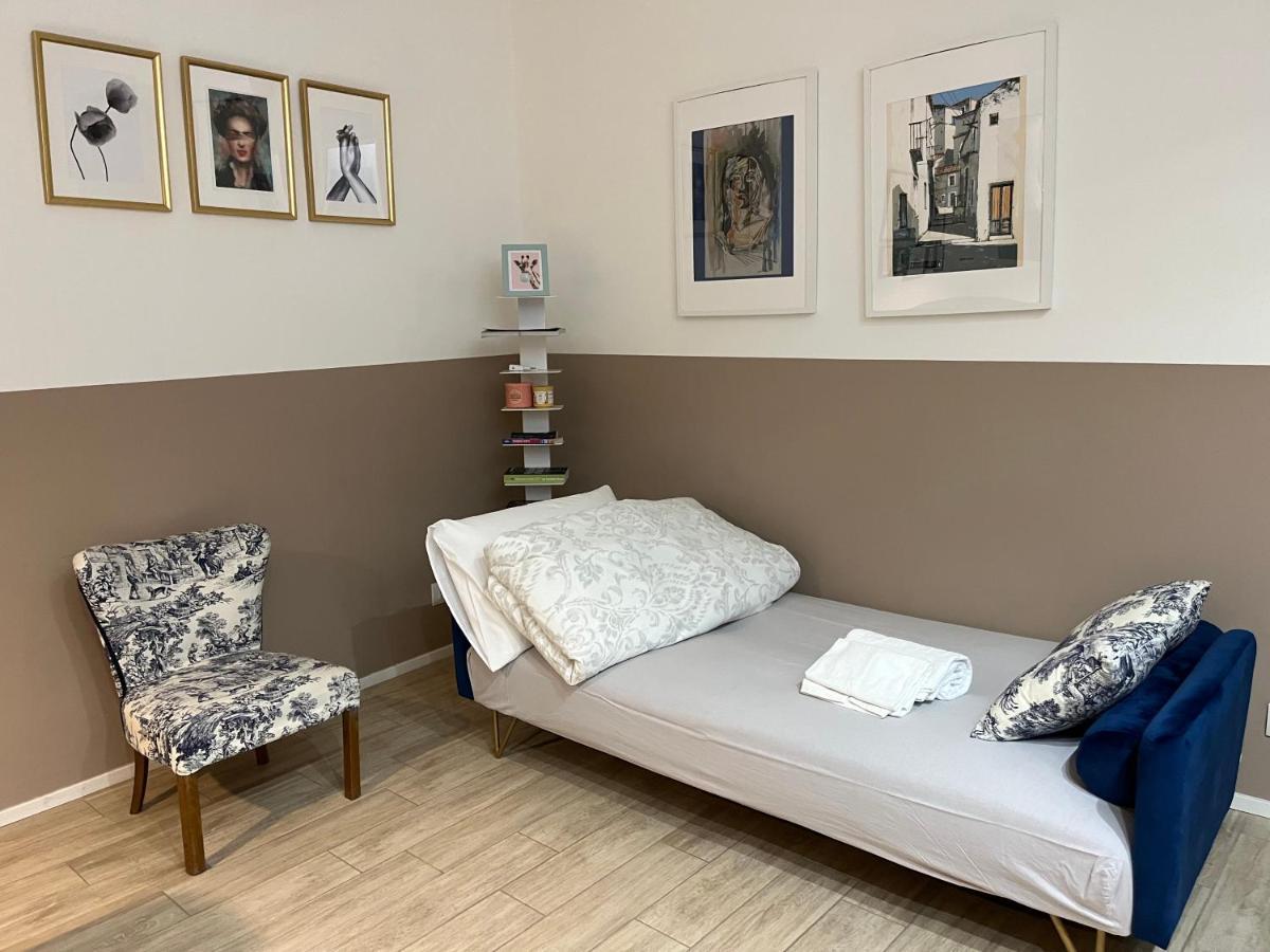 Apartment Bilocale Zona Arena