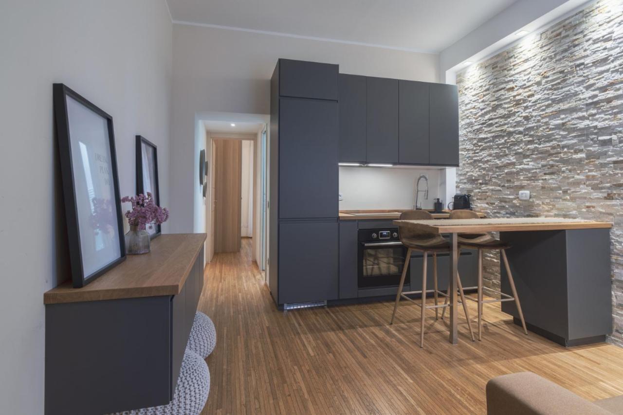 Apartment Easylife - Elegante E Moderno In Zona Garibaldi