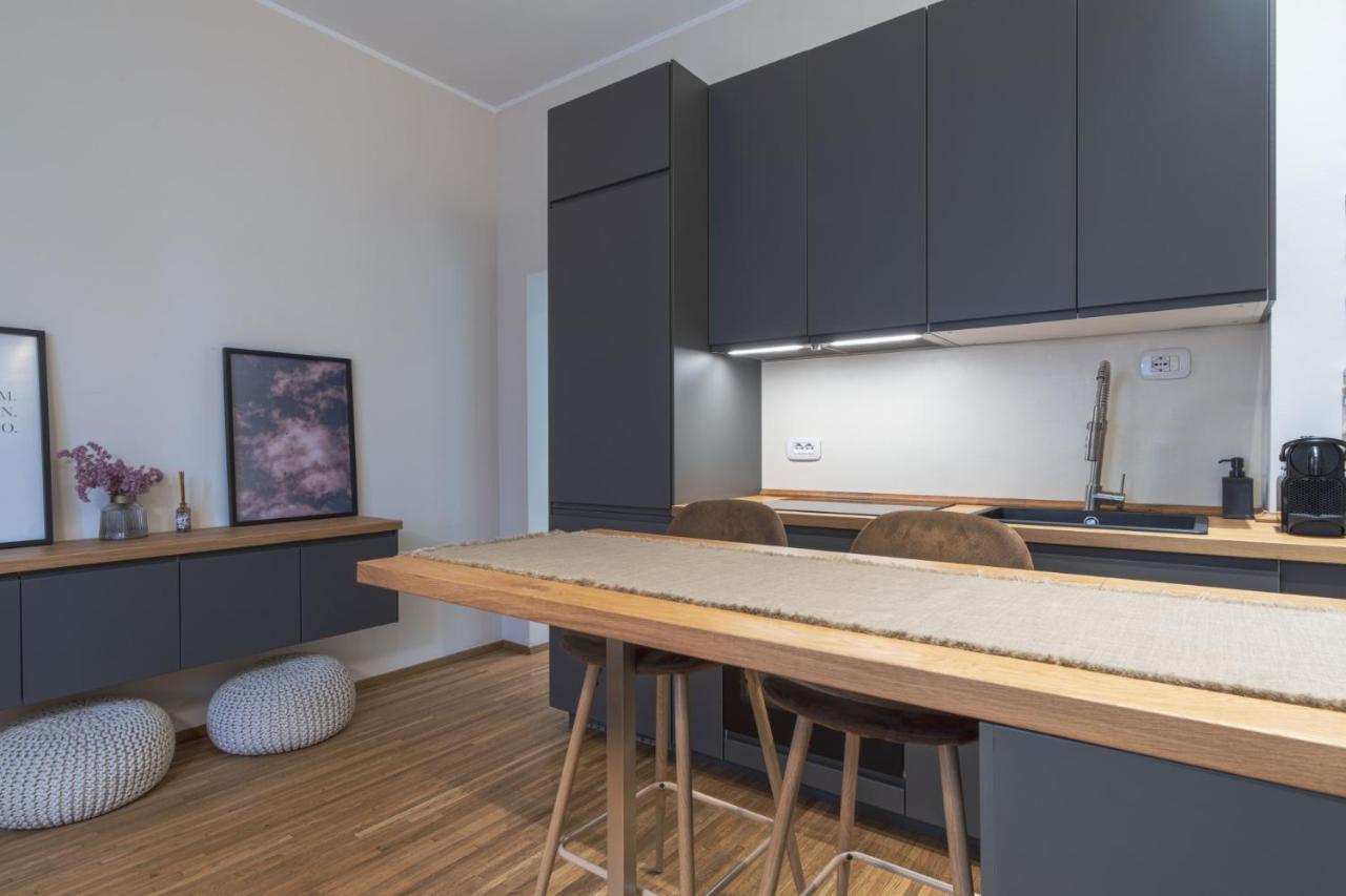 Apartment Easylife - Elegante E Moderno In Zona Garibaldi *