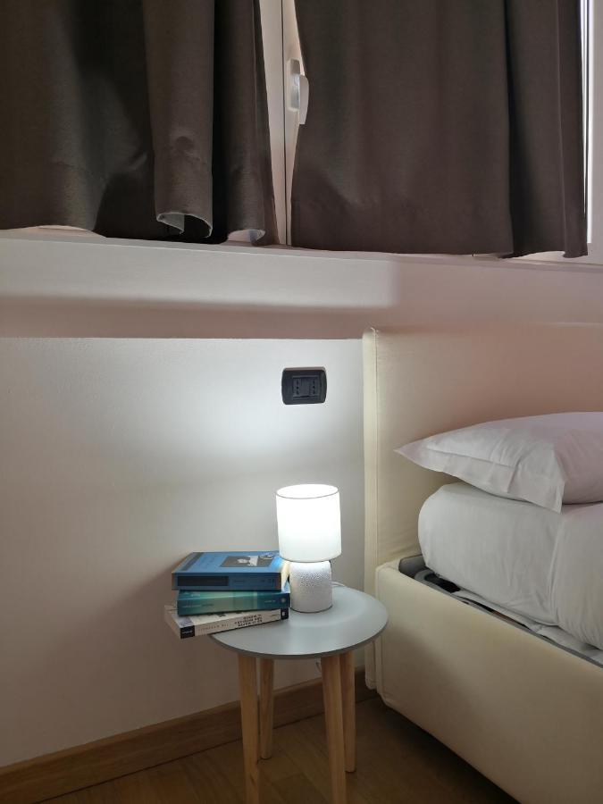 Loft Ristrutturato Vicino M4 Argonne - San Benigno *