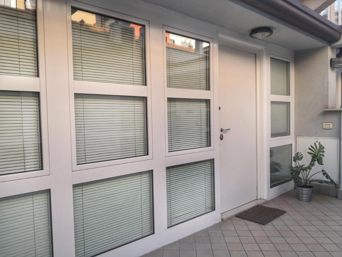 Apartment Loft Ristrutturato Vicino M4 Argonne - San Benigno