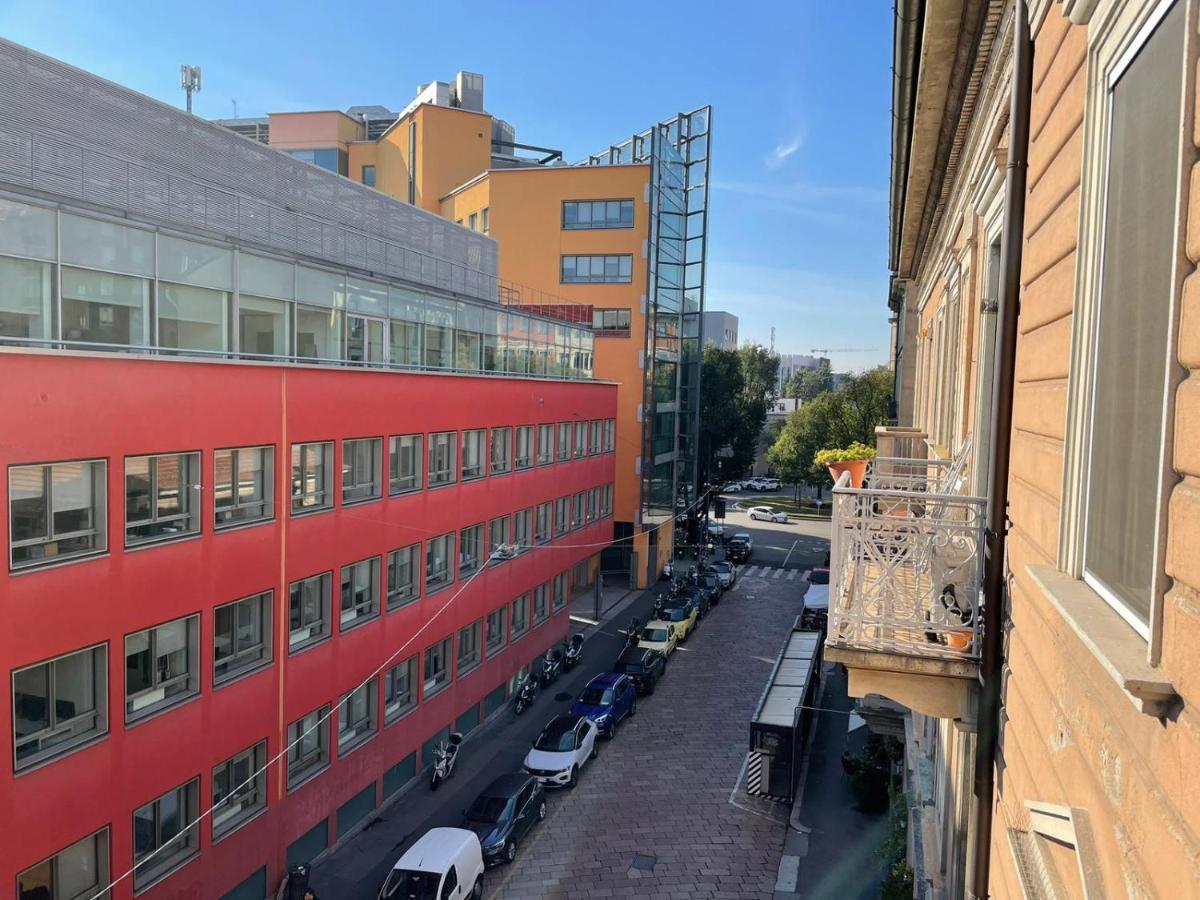 Cozy Flat Mins Walk To Navigli And Metro Porta Genova Apartment Milan