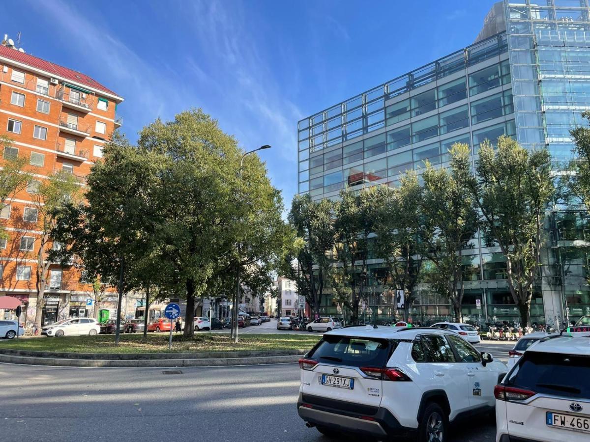 Apartment Cozy Flat Mins Walk To Navigli And Metro Porta Genova Milan