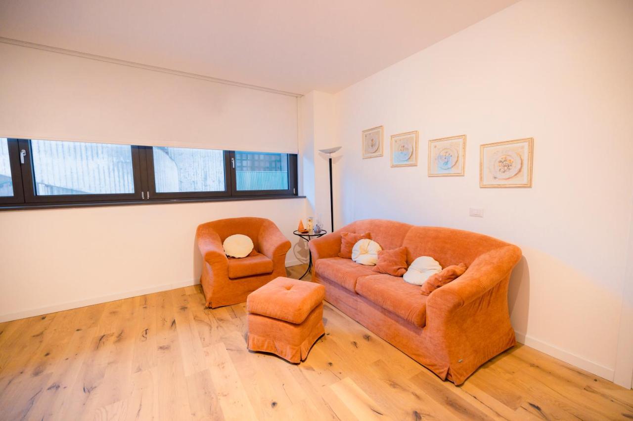 Nuovissimo Bilocale In Zona Navigli/romolo Apartment *