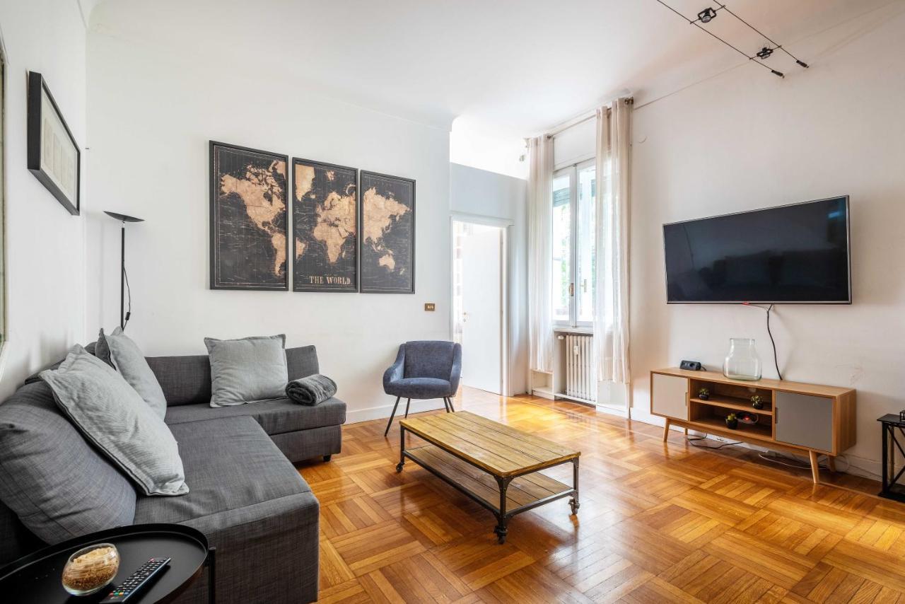 Exclusive 4 Bedrooms In Center Milano