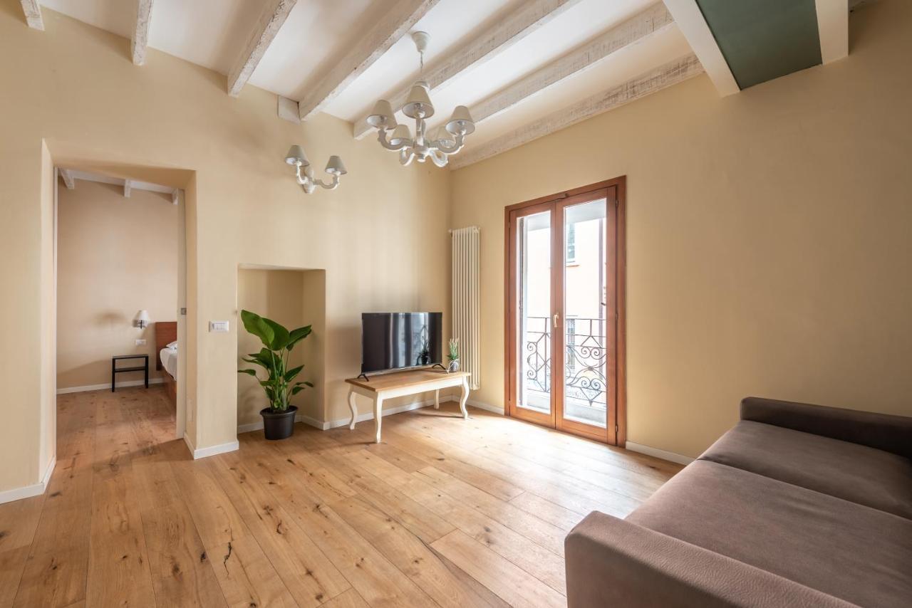 Lejlighed We - Tadino House - Porta Venezia, Milano