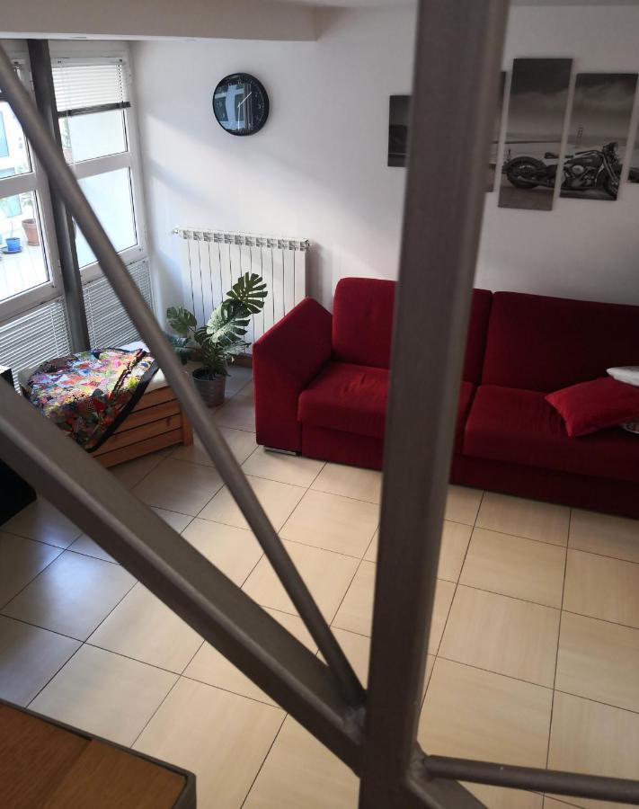 Loft Ristrutturato Vicino M4 Argonne - San Benigno *