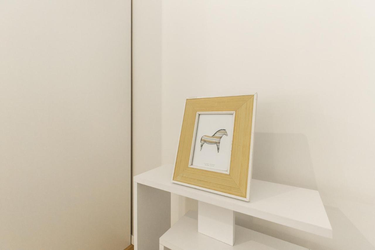 Easylife - Ampio E Luminoso Bilocale In Affascinante Quartiere Nolo Apartment *