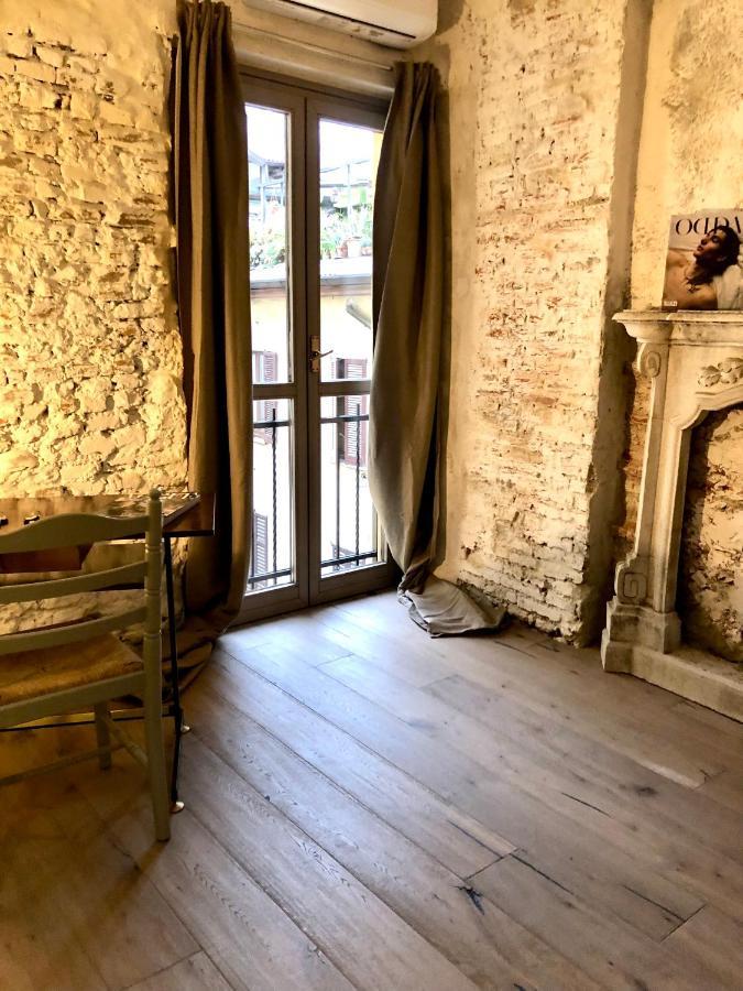 Charming And Design Attic Loft In Coolest Area Navigli Ticinese Mailand