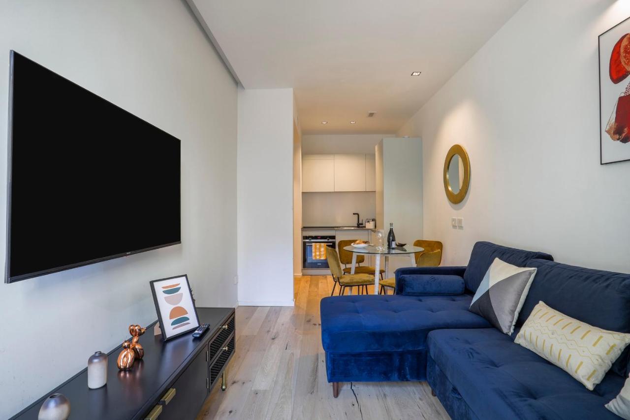 Apartment Luxury Gem-hosted By Sweetstay *