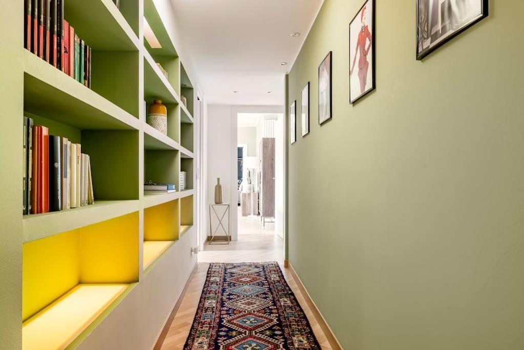 The Color-block House * Mailand