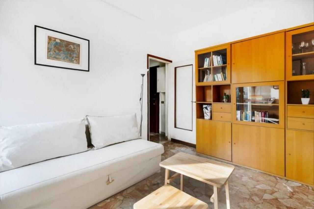 Leilighet Porta Romana Comfortable Flat Con Balcone Milano