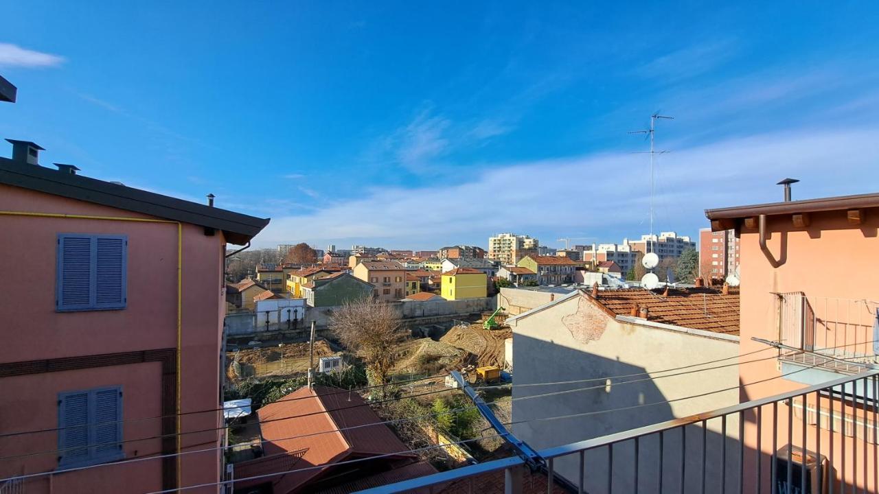 Gorla Skyline - Floor