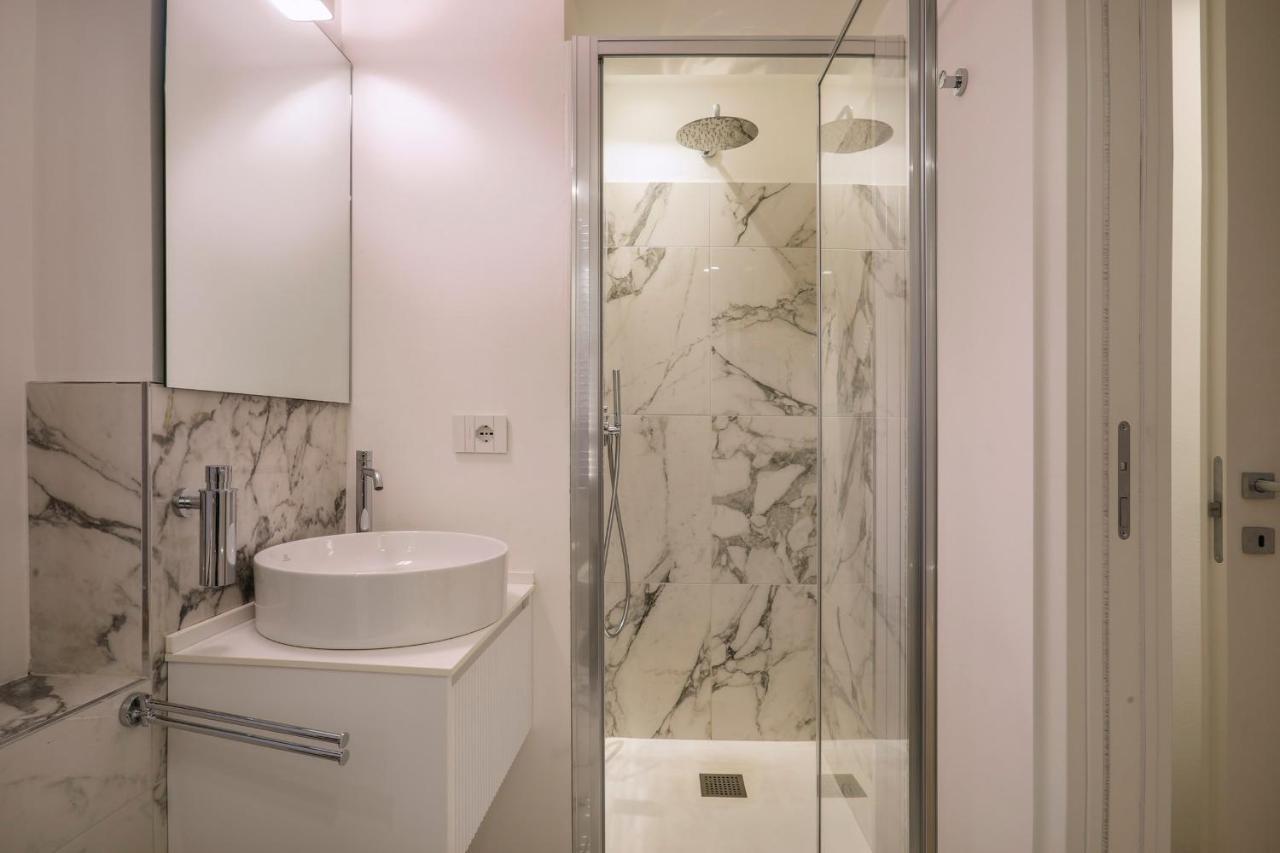Apartment Luxury Gem-hosted By Sweetstay