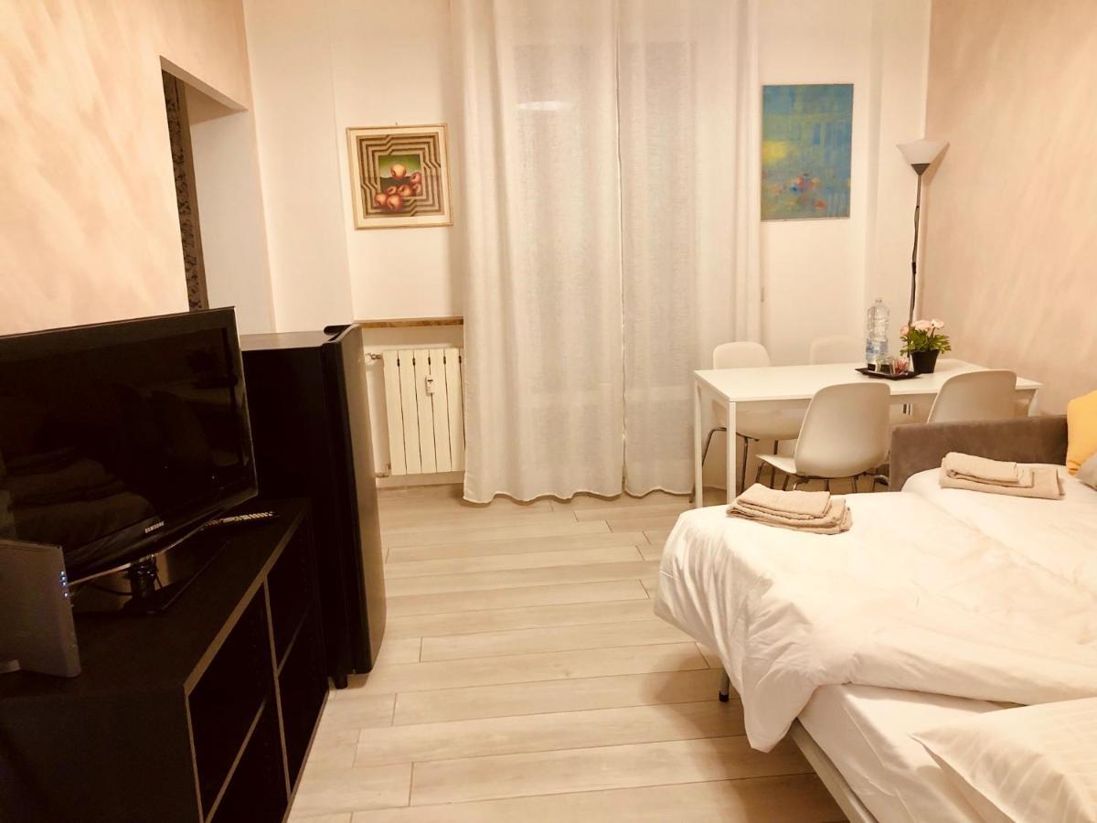 Lovely 2 With Small Garden Milano