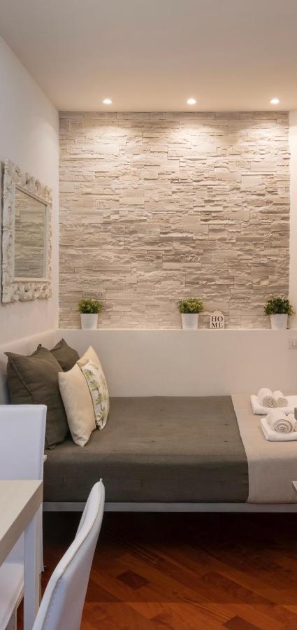 Apartment Design District- Navigli Mini Via Tortona 66