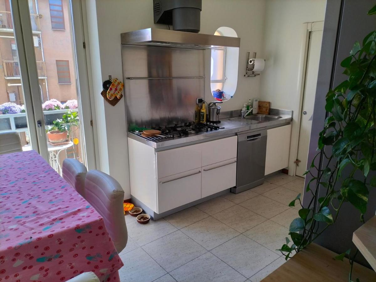 Gæstehus Stanza N. 3 In Incantevole Zona Solari *