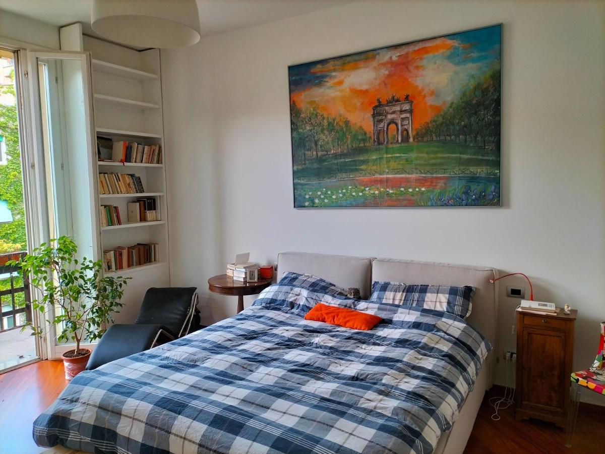 Stanza Nr 4 In Incantevole In Zona Solari Milano