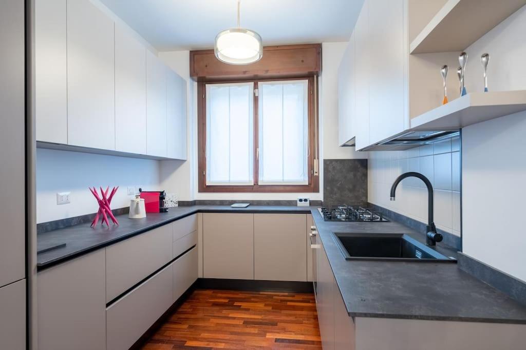 Duomo-portaromanaxxl Terrace & Free Parking * Milano