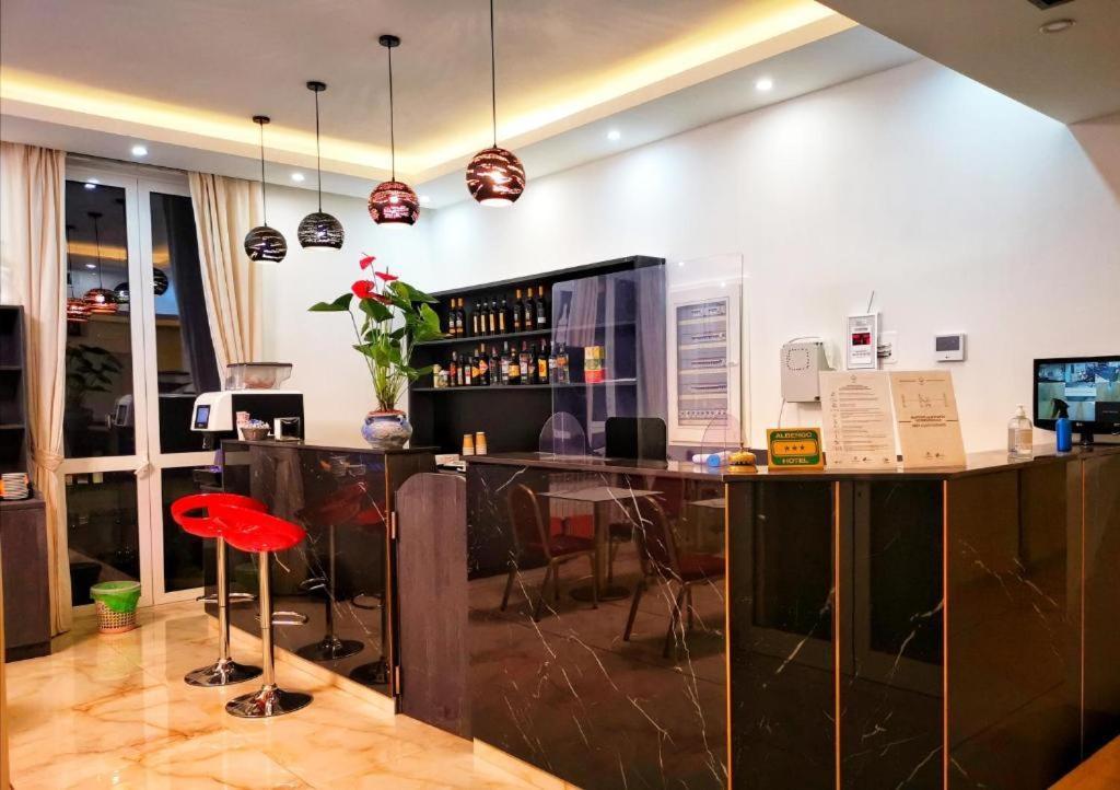 Station Group - Via Sammartini 15 Guest house Milan