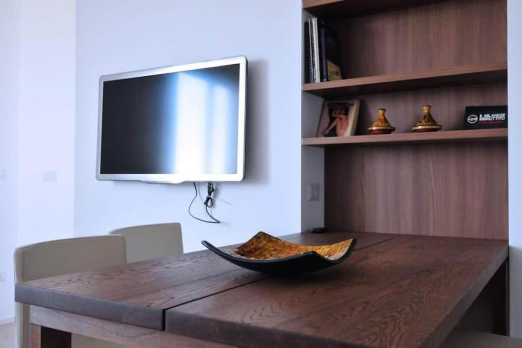 Moderno Design District Apartment *