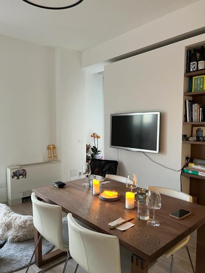 Moderno Design District Apartment *