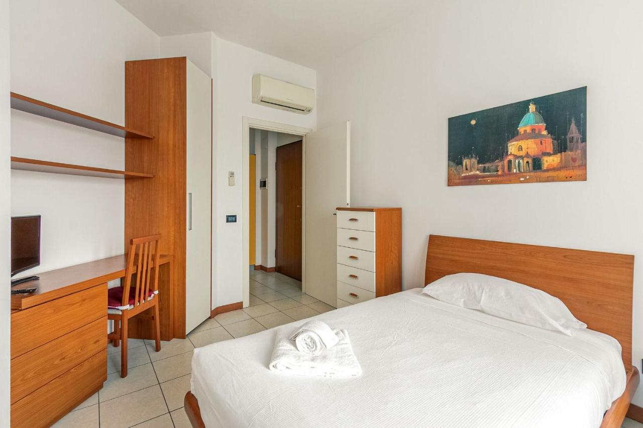 Appartamento Mac Mahon - Two Bedrooms *