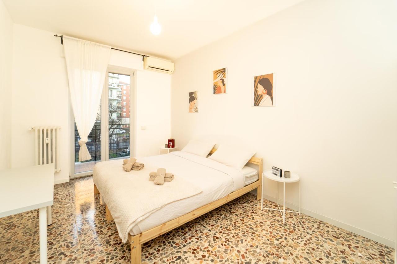 Trilocale Con Parcheggio Privato Appartamento Milano