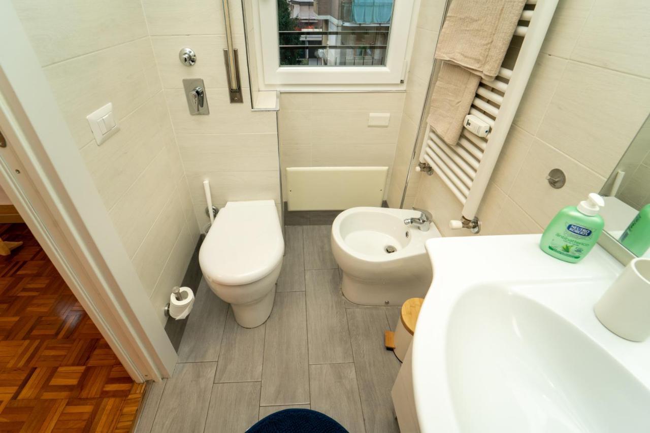 Trilocale Con Parcheggio Privato Appartamento *