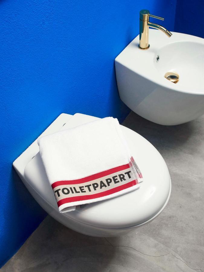 Toiletpaper Living Canonica Apartment *