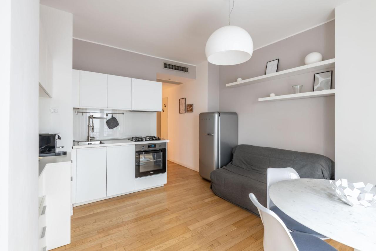 Easylife - Sofisticato Monolocale Con Terrazzino Nel Cuore Di Porta Venezia * Milano