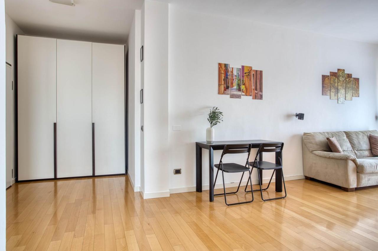 Joivy Delightful Flat In Forlanini