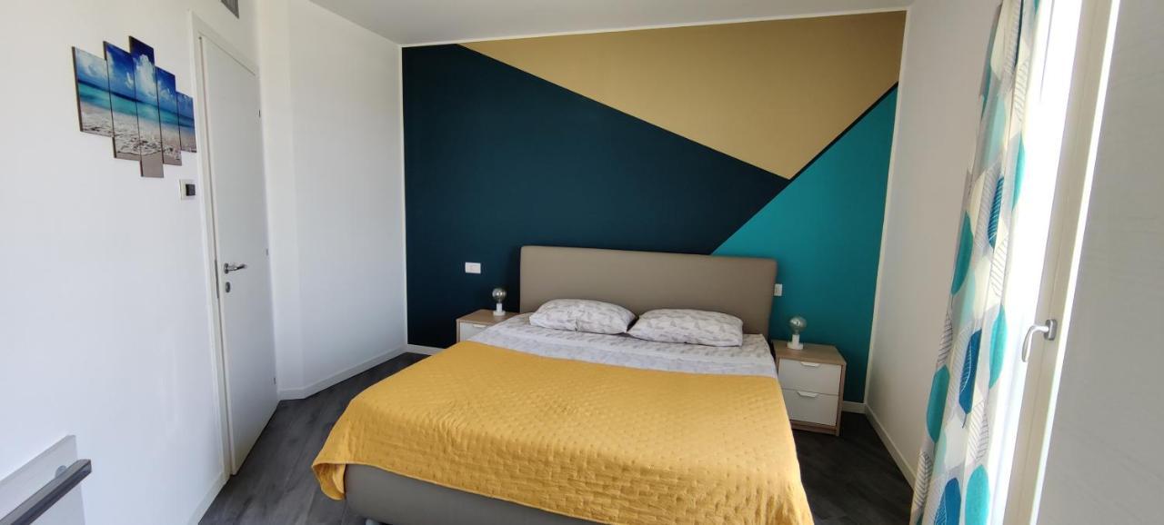 Bloom Modern House - * Milan