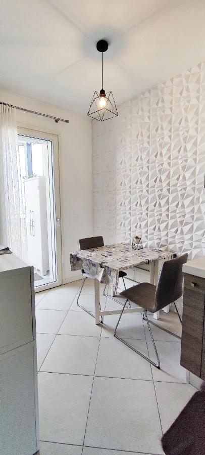 Bloom Modern House - Apartment Milan