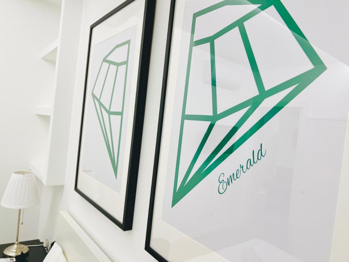 The Boutique Houses - Emerald * Milan
