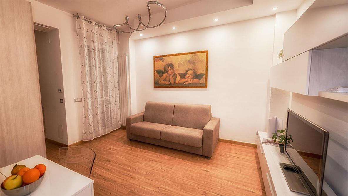 Elegante Ideale: Casa Vacanza-affari Milano