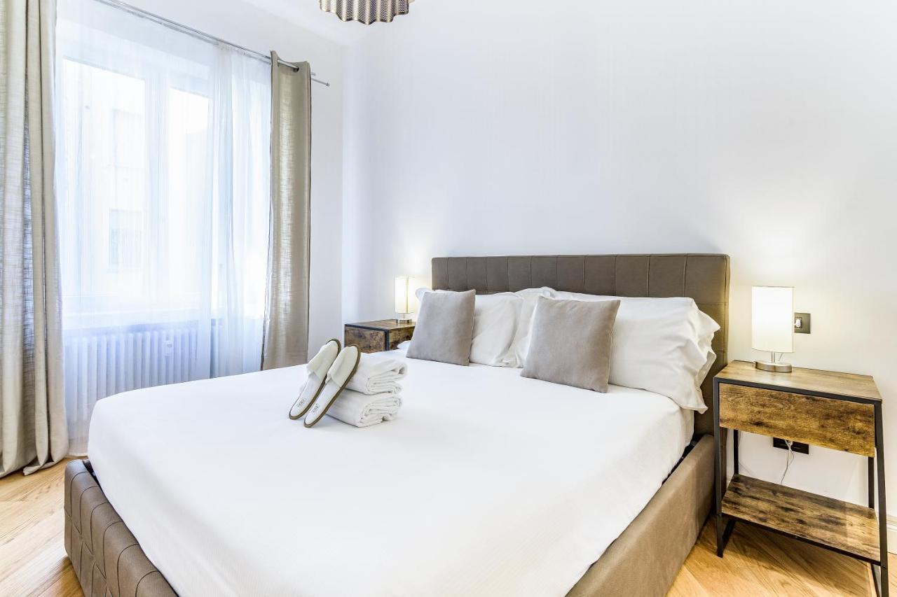 Beplace In San Babila Apartment