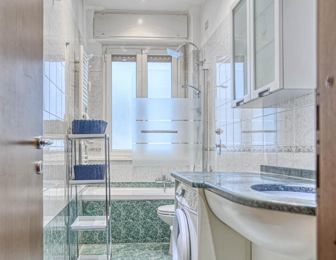 Lejlighed Altido Lovely Flat With Balcony Milano