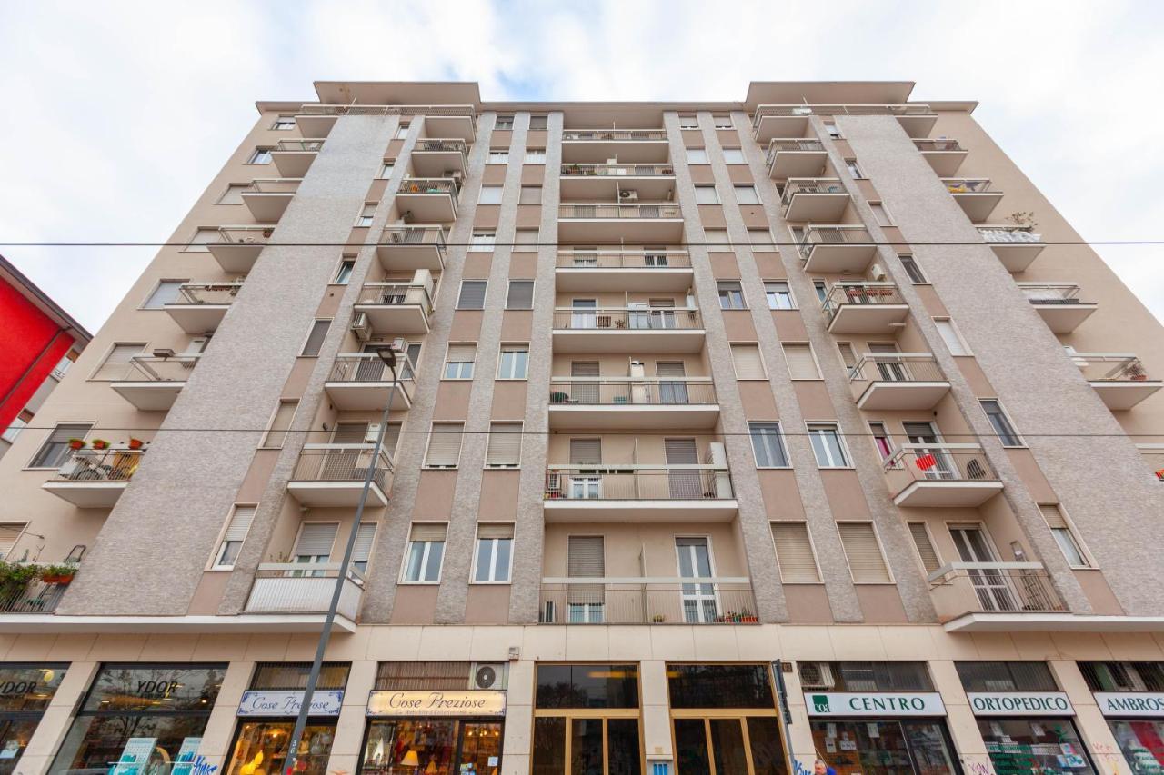 Apartment Darsena Navigli Apt - 800 M Far From P.ta Genova M2 Mailand