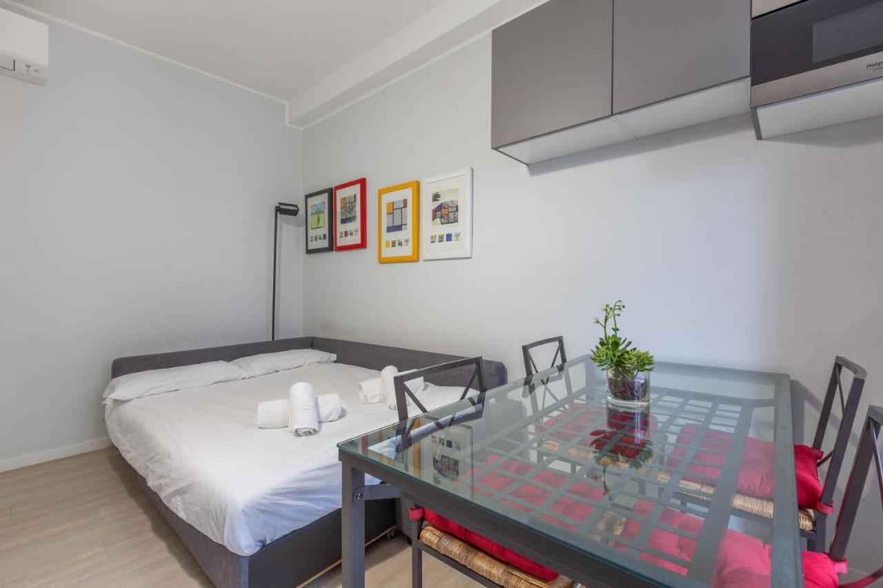 Darsena Navigli Apt - 800 M Far From P.ta Genova M2 Mailand