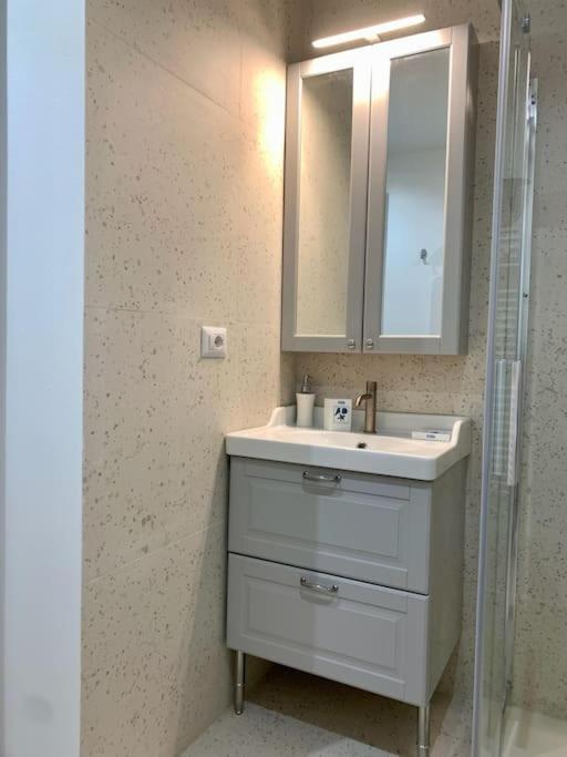 Stylish Flat In Porta Romana-fondazione Prada *