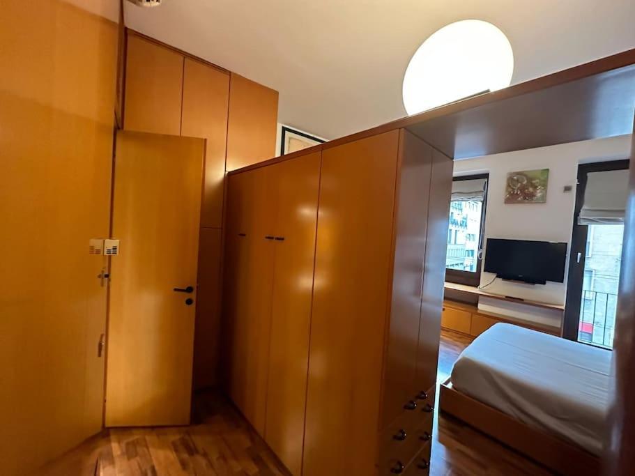 Osti 3 Beautifully Furnished Appartamento