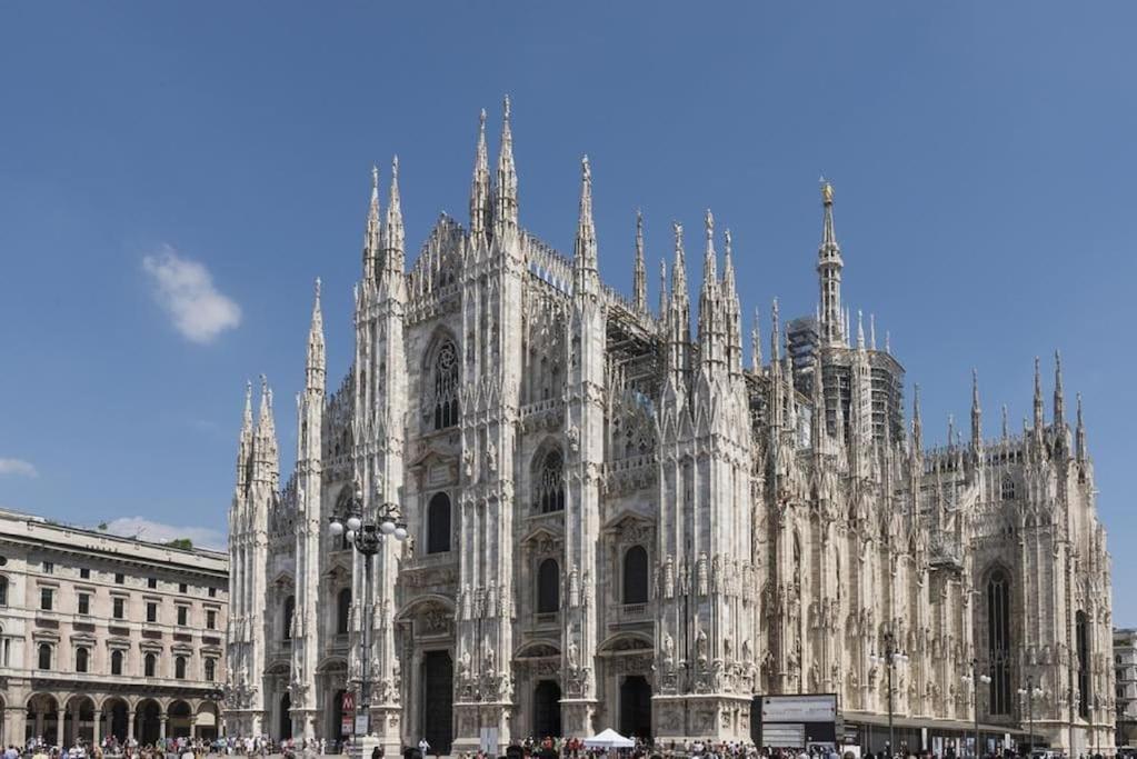 Osti 3 Beautifully Furnished Appartamento Milano