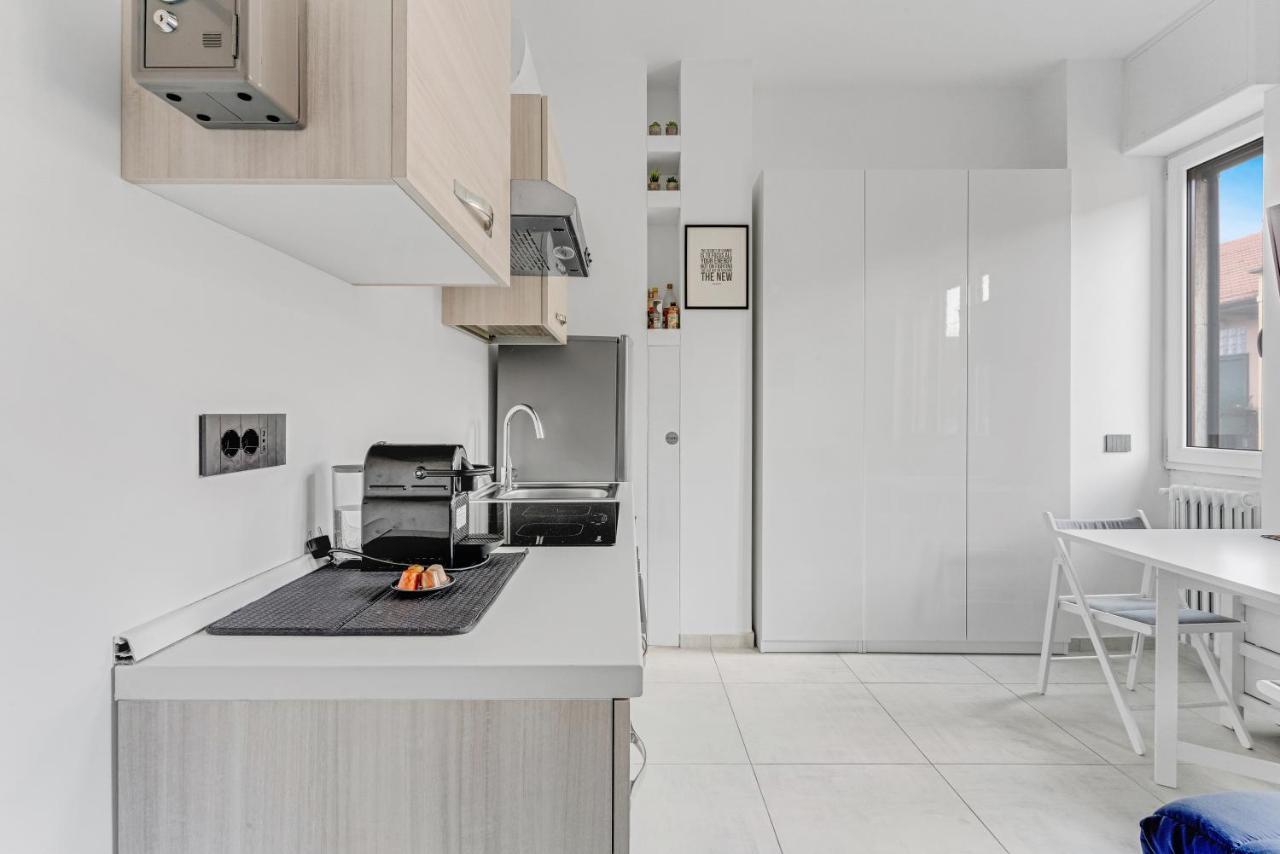 Metro M1 - Smart Home, Fast Free Wifi & Netflix Apartment *