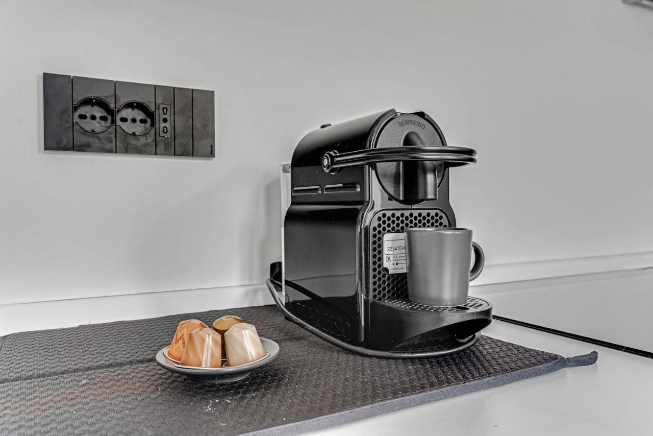 Apartment Metro M1 - Smart Home, Fast Free Wifi & Netflix