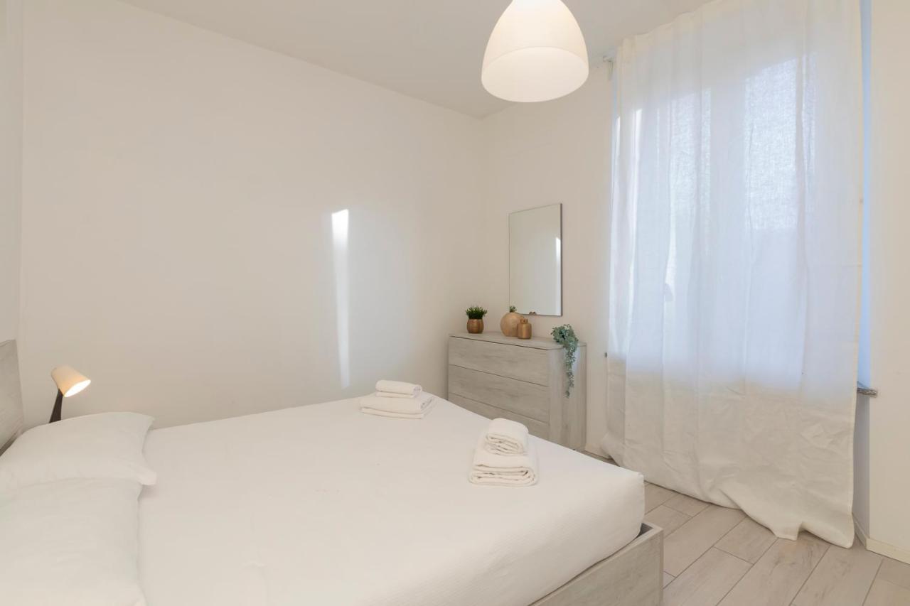 I Host - Rembrandt 56 *