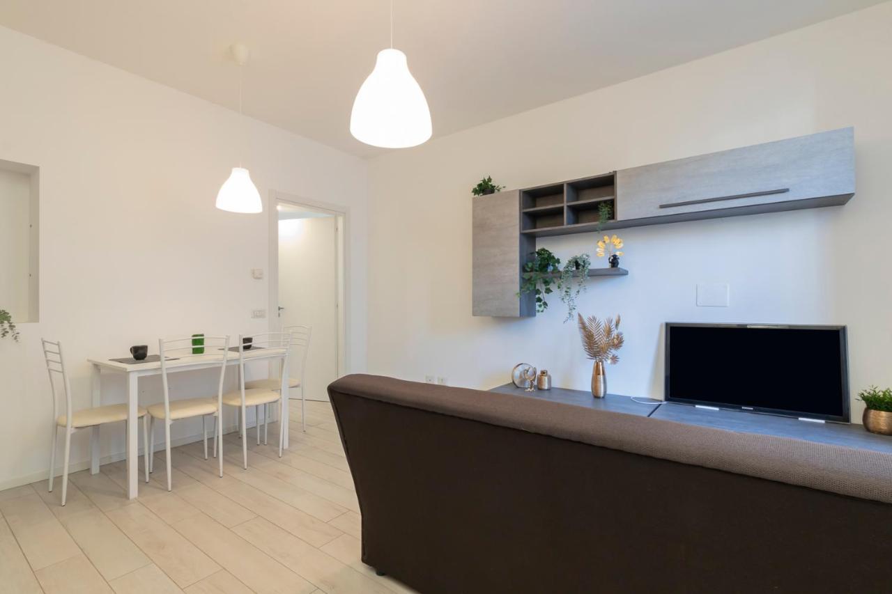 I Host - Rembrandt 56 Apartment Milan