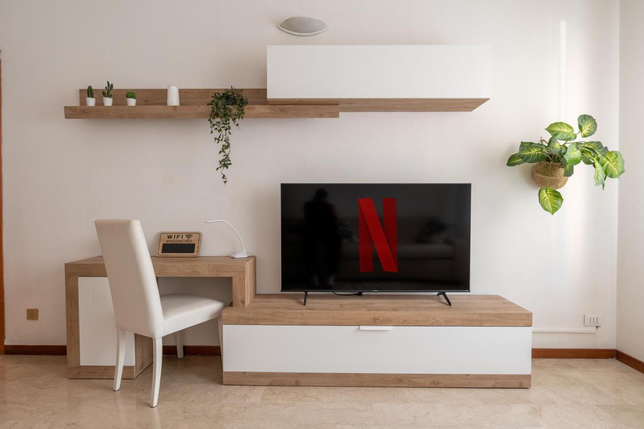 San Siro Big House Wifi Netflix Free Parking Apartment Mailand