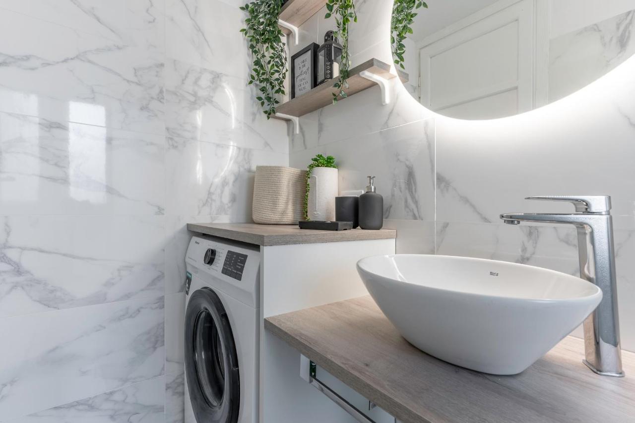 Sebino18 - Design * Milano
